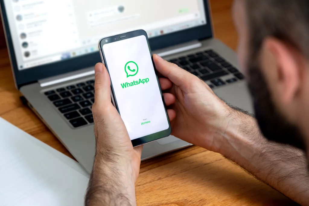Cómo ver el WhatsApp de tu pareja en tu celular